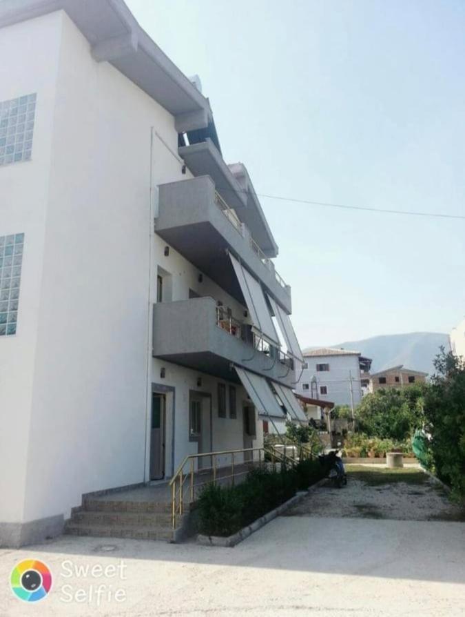 Appartement Apartmet Dritan Belulaj à Orikum Extérieur photo